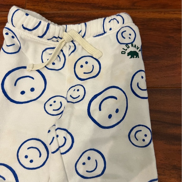 Old Navy Sweats Bundle!! - Picture 3 of 6